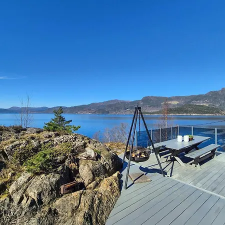 4 Bedroom Stunning In