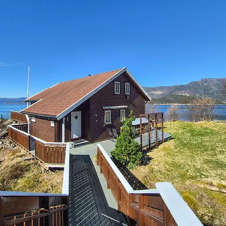 Holiday home Awesome In With Jacuzzi *