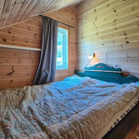 Feriehus 4 Bedroom Stunning In